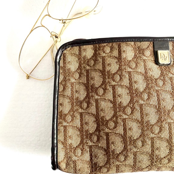 VINTAGE CHRISTIAN DIOR BROWN TROTTER CLUTCH - Picture 1 of 7
